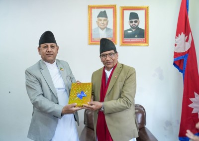  प्रदेश प्रमुखसमक्ष मुस्लिम आयोगको वार्षिक प्रतिवेदन पेस 